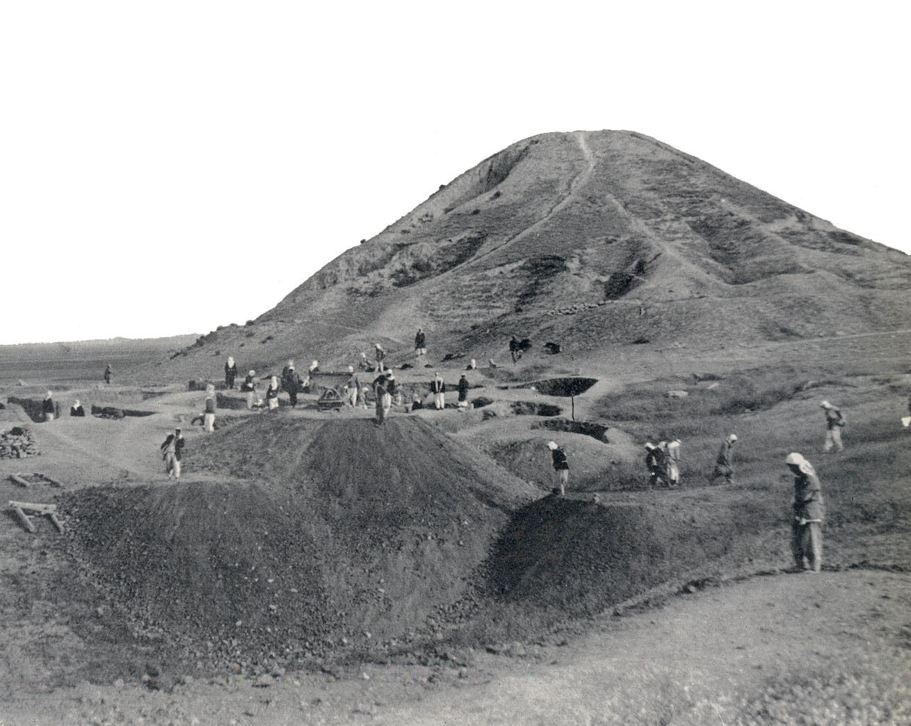 2n - Ninurta Temple in Calakh, Ninurta's house in Nimrud went under attack by Islam, out to destroy unwanted history that contradicts their belief system