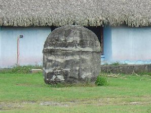 2p - Olmec head artefact, possibly a king's head, hundreds of Olmec heads have been discovered so far, kings carved in succession, Olmec's are black Africans shipped to the Yucatan by Ningishzidda due to his expulsion from Egypt by his brother Marduk, the 1st earthlings to inhabit So. America, as dislpayed by Sitchin in the Mexico City Museum