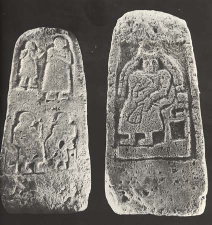 3h - King Ur-Nanshe stela with goddess Ninhursag, the "Creator Goddess" who with Enki & Ningishzidda developed "modern man", a mixed-breed via the lab