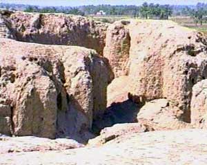 4a - Kish grand palace, Kish excavation, 1st city on Earth to have a king after the Great Flood, home of the "creator goddess", the "birth mother", the woman who helped create "modern man", the workers for the gods