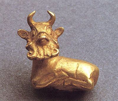 9 - 44k gold bull amulet artifact from Nannar's great metropolis of Ur, it is unknown if the giant aliens are still gathering up the Earth's gold today