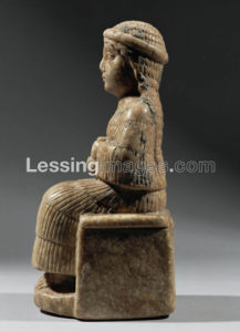 Sitting woman holding a small vase, side-view. See 08-02-04/17 Alabaster, H: 19 cm AO 23995