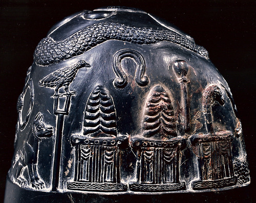 3 - Ningishzidda, Bau, Shuqamuna, Anu, Ninhursag, Enlil, unkn, & Enki symbols on a boundary stone