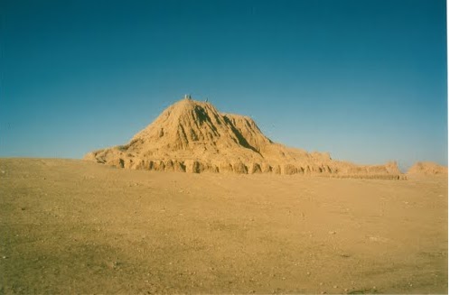 13 - Ashur's ziggurat residence in Assur