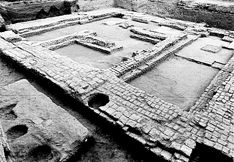 1k - Nippur Temple foundations, temples in those days were homes & hotels for the visiting gods traveling worldwide