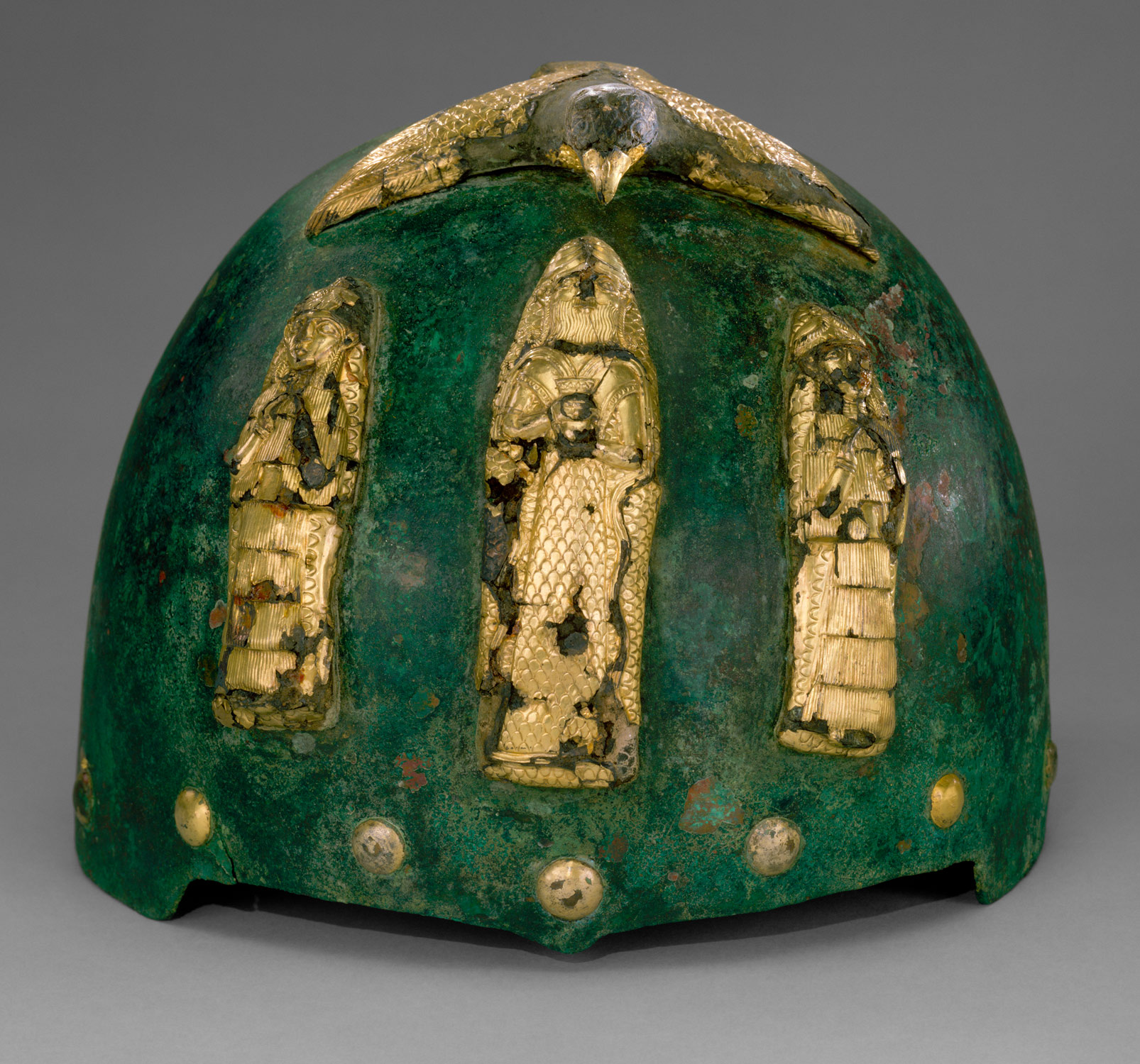 00 - helmet artifact of Ur; Nibiru winged disc & aliens