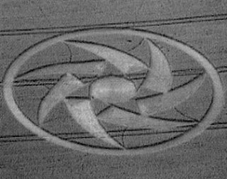 25a - 7-Pointed Star symbol of Enlil cut into crops by aliens as a wakening