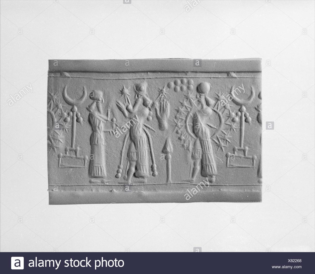45 - Enlil's 7-Planets symbol of his authority on Earth, the 7th planet plus Nannar's Moon crescent & Marduk's rocket; Enlil addresses son Ninurta & granddaughter Inanna with alien technologies