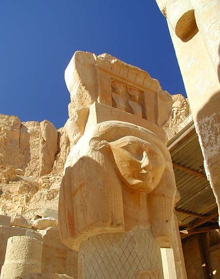 100 - column of the elder generation of gods, goddess Hathor