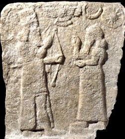 20 - Nibiru's winged sky-disc, Nannar's Moon crescent, & Utu's Sun disc symbols; Ashur & Assyrian king