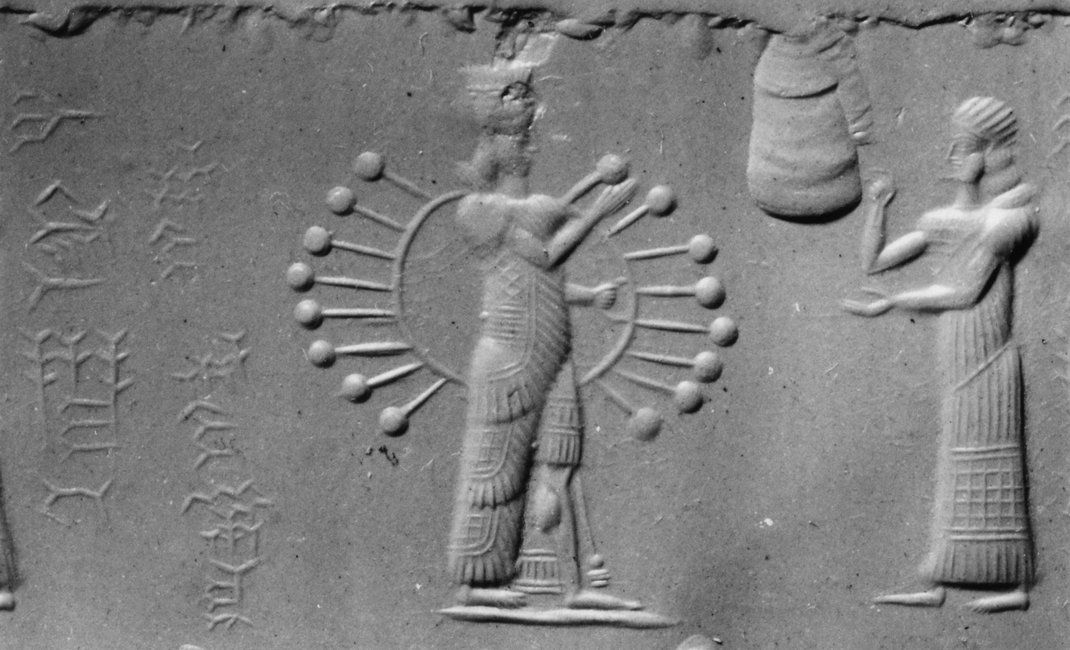 2a - Inanna with all her majesty - alien technologies, & her cautioning grandaunt Ninhursag