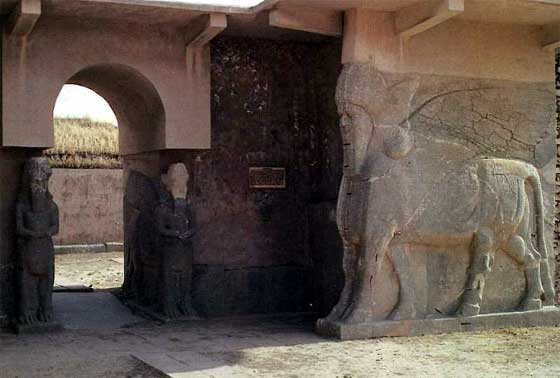 14m - Ashurnasirpal II palace entrance, home of a giant demi-god