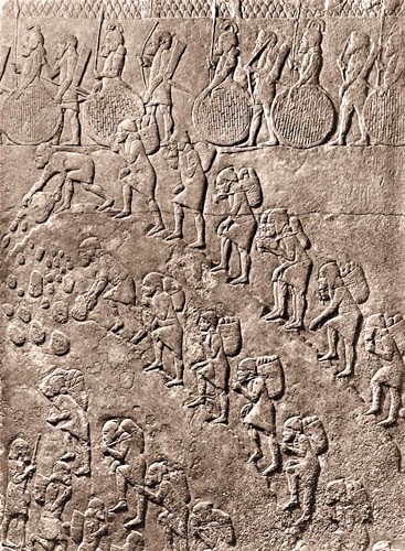 20q - captives forced into slave quarry labor