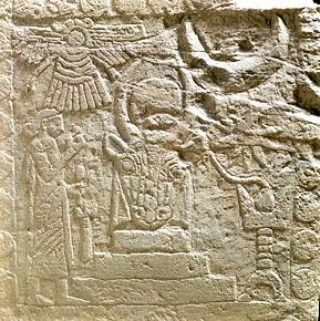 26 - giant mixed-breed high-priestess in temple of Babylon
