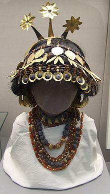 1 - Sumerian headgear necklaces British Museum