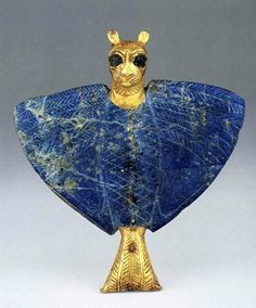 18 - Anzud Bird of gold & lapis lazuli