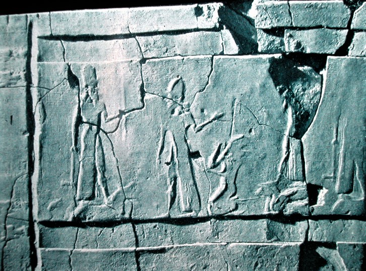 16qa - Ninurta, Ashur, Assyrian King Tukulti-Ninurta, & damaged Adad; wall relief with text