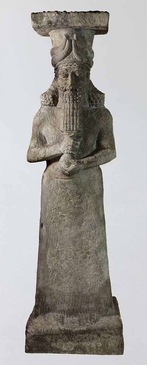 1da - Enki statue, probably life-sized, wisest of all the alien giants on Earth; Enki had children by many of the royal women who came to Earth or were born here