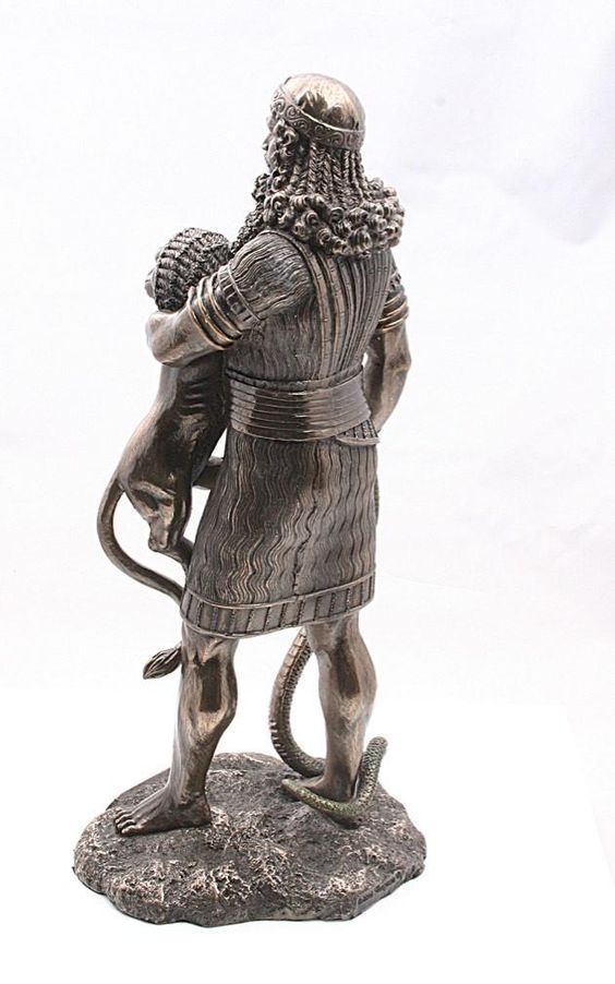 3a - giant Uruk King Gilgamesh holding a lion, semi-divine son to Ninsun