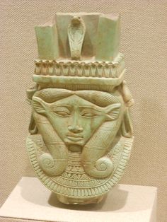 49 - Hathor, Ninhursag young & beautiful